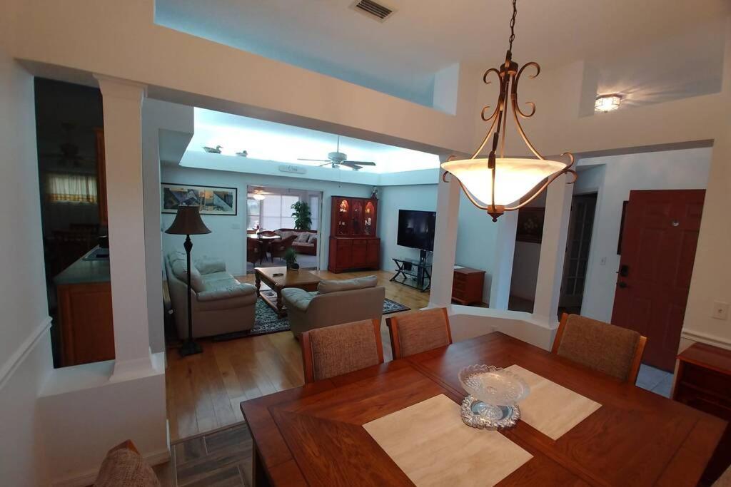 Craig House With Heated Pool On Small Lake Bradenton Bagian luar foto