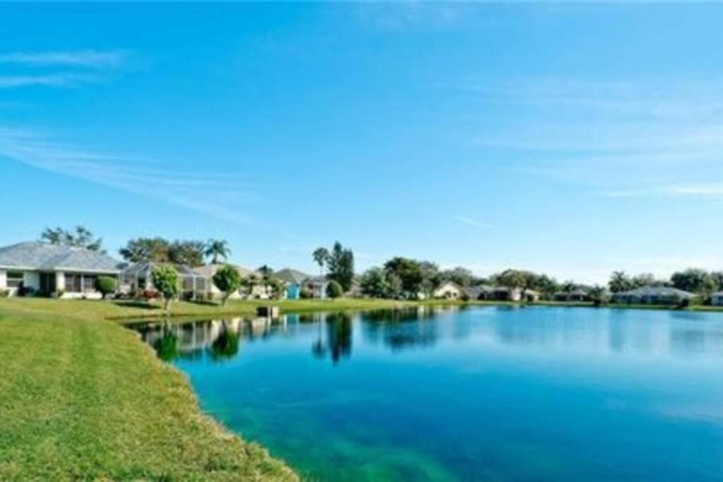Craig House With Heated Pool On Small Lake Bradenton Bagian luar foto