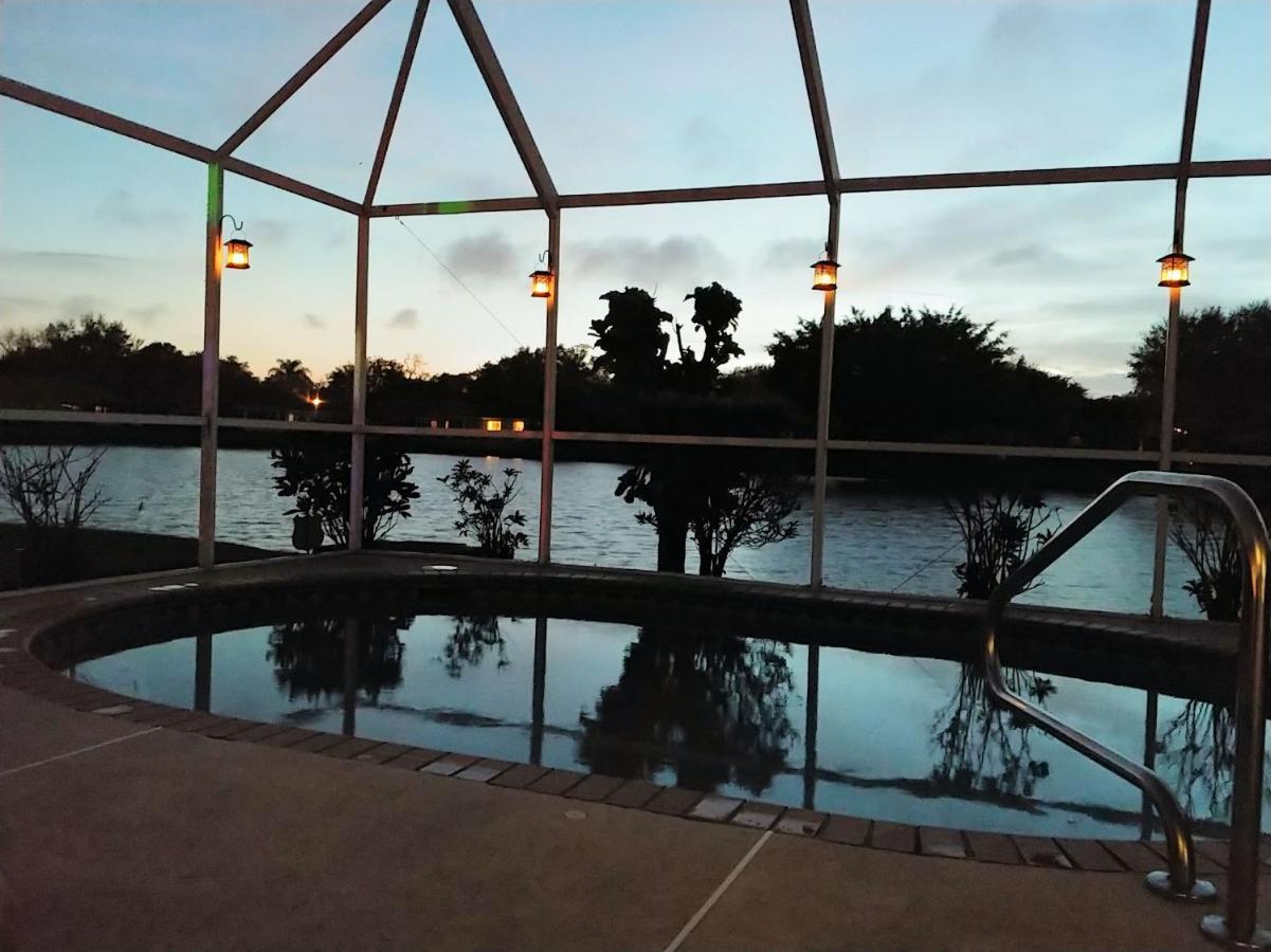 Craig House With Heated Pool On Small Lake Bradenton Bagian luar foto